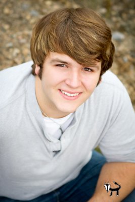 headshot of senior for senior pictures