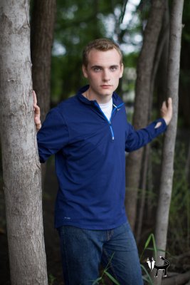 minnecon park senior pictures red fox photography new ulm mn doesn't he look handsome!