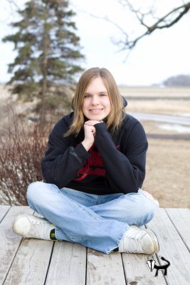 on the farm senior pictures